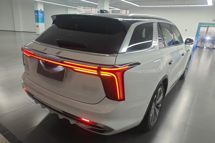 Used Hongqi E-HS9 2022 660 km Range Flagway Edition Six Seats Rear Right 45 Deg