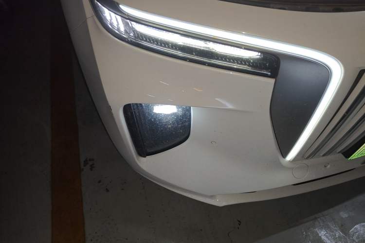 Used Hongqi E-HS9 2022 690 km Range Flagship Edition Six Seats Right Front Headlight