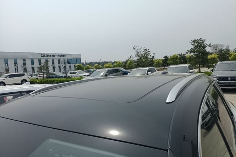 Used Hongqi E-HS9 2022 690 km Range Flagship Edition Six Seats Roof