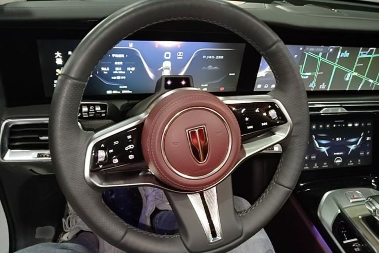 Used Hongqi E-HS9 2022 660 km Range Flagway Edition Six Seats Steering Wheel