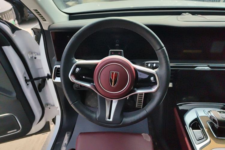 Used Hongqi E-HS9 2022 660 km Range Flagway Edition Six Seats Steering Wheel
