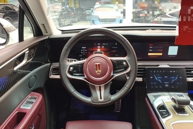Used Hongqi E-HS9 2022 660 km Range Flagway Edition Six Seats Steering Wheel