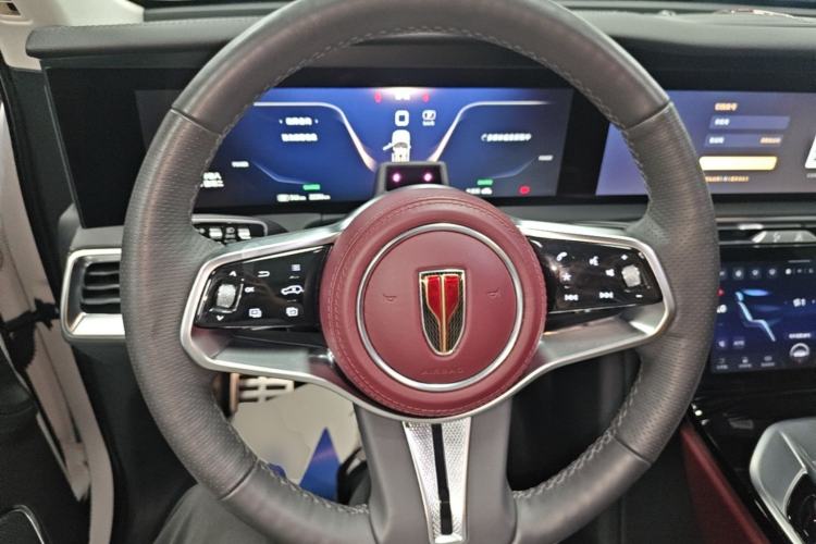 Used Hongqi E-HS9 2022 660 km Range Flagway Edition Six Seats Steering Wheel