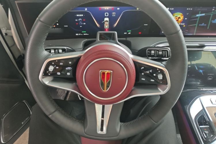 Used Hongqi E-HS9 2022 660 km Range Flagway Edition Six Seats Steering Wheel