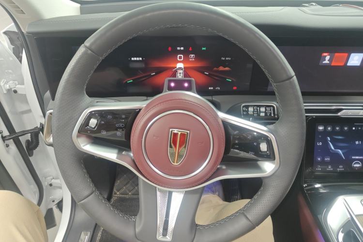 Used Hongqi E-HS9 2022 660 km Range Flagway Edition Six Seats Steering Wheel
