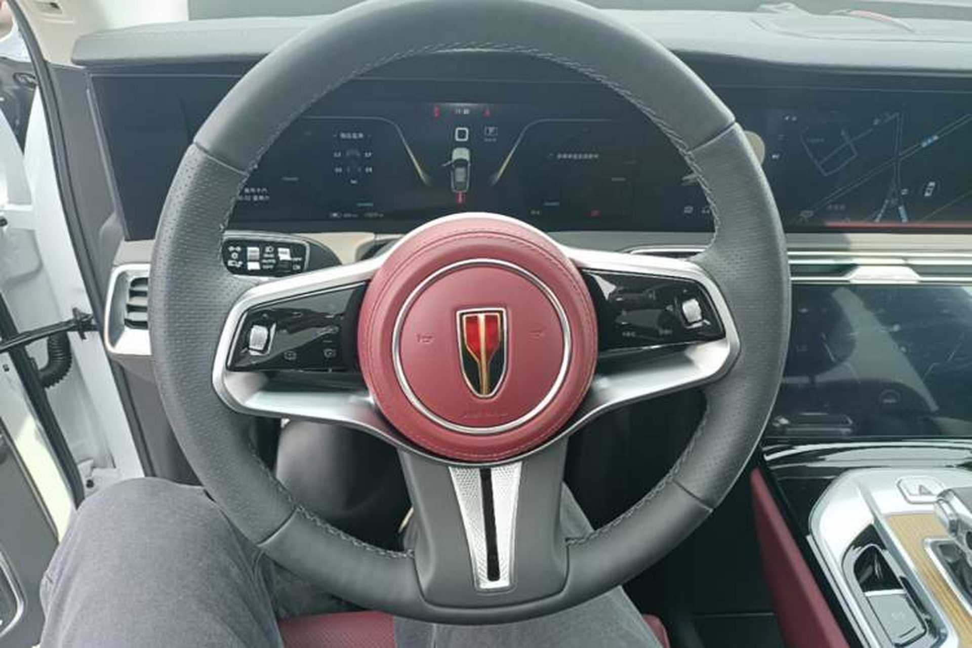 Used Hongqi E-HS9 2022 690 km Range Flagship Edition Six Seats Steering Wheel