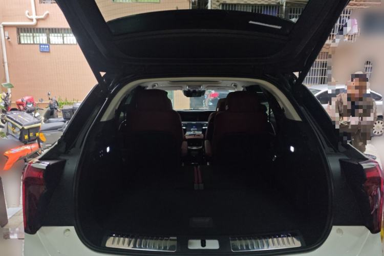 Used Hongqi E-HS9 2022 690 km Range Flagship Edition Six Seats Trunk