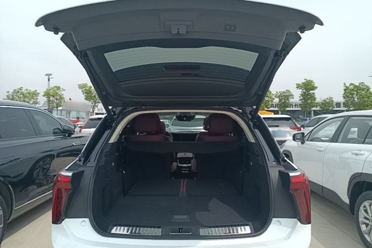 Used Hongqi E-HS9 2022 690 km Range Flagship Edition Six Seats Trunk