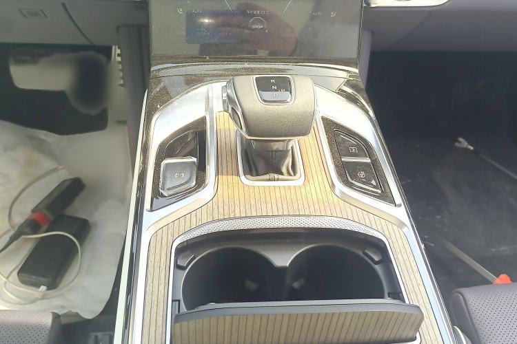 Used Hongqi E-HS9 2024 660 km Range Flagway Edition Six Seats Gear Lever