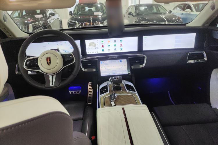 Used Hongqi E-HS9 2024 660 km Range Flagway Edition Six Seats Interior 2