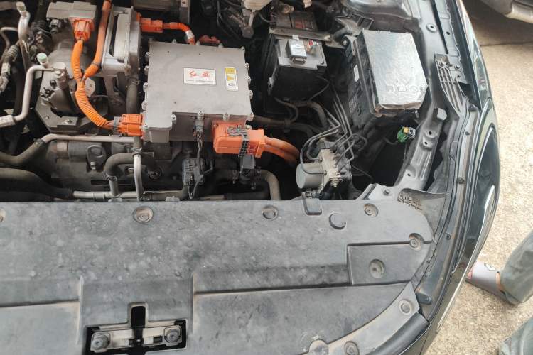 Used Hongqi E-QM5 2021 Charging T3 Version 4 Seats Engine Bay Left