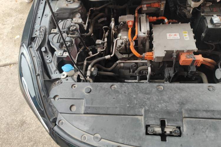 Used Hongqi E-QM5 2021 Charging T3 Version 4 Seats Engine Bay Right