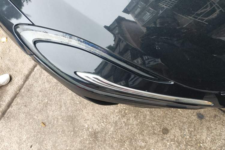 Used Hongqi E-QM5 2021 Charging T3 Version 4 Seats Right Front Headlight
