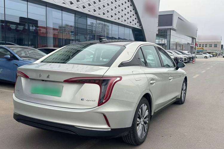 Used Hongqi E-QM5 2022 431 km Charge & Enjoy Edition Exterior 5