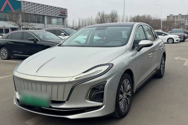 Used Hongqi E-QM5 2022 431 km Charge & Enjoy Edition
