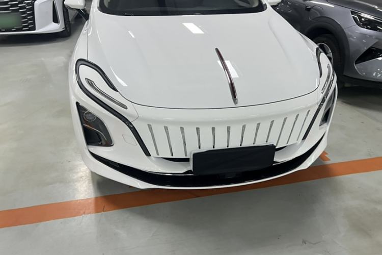 Used Hongqi E-QM5 2024 610 km PLUS Exterior 4