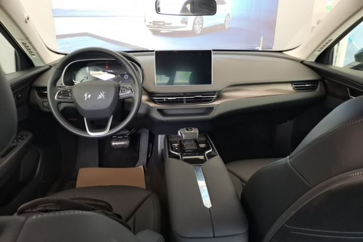 Used Hongqi E-QM5 2021 Online Booking Charging T3 Edition 5-Seater Center Console