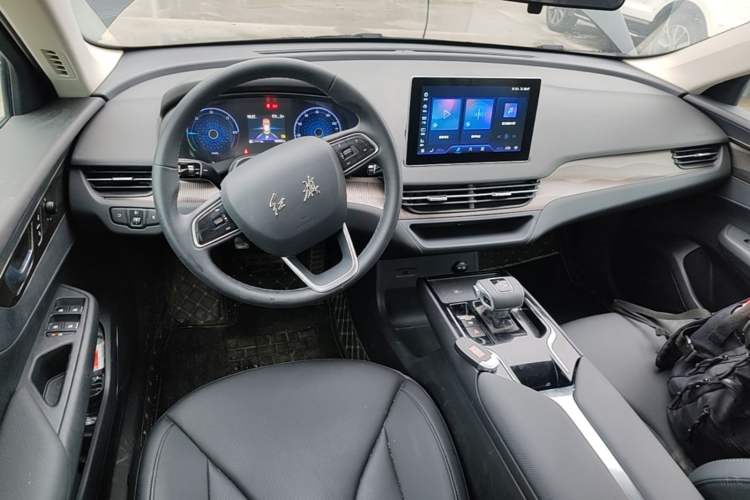 Used Hongqi E-QM5 2021 Charging Version Flagship Edition Center Console