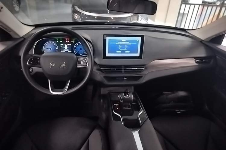 Used Hongqi E-QM5 2021 Charging Version Flagship Edition Center Console