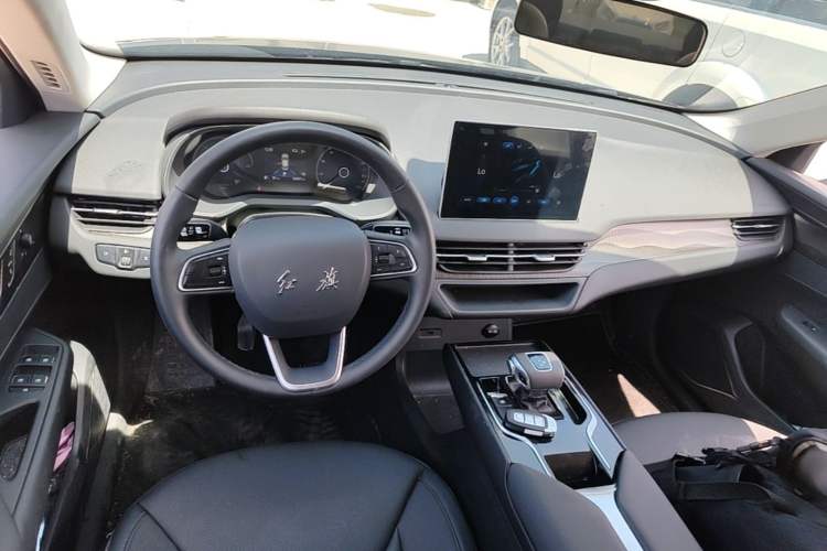 Used Hongqi E-QM5 2021 Charging Version Flagship Edition Center Console