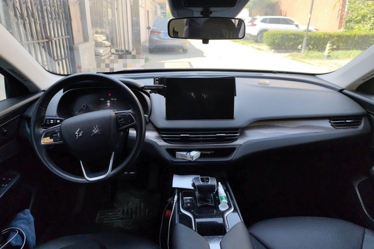 Used Hongqi E-QM5 2021 Charging Flagship Edition Center Console