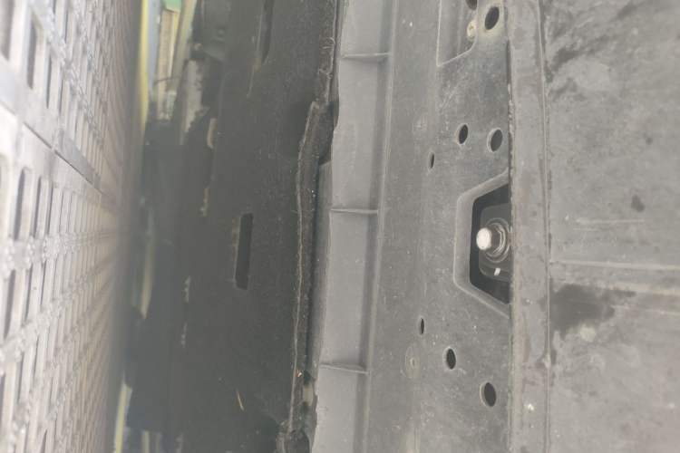 Used Hongqi E-QM5 2021 Online Booking Charging T3 Edition 5-Seater Chassis Front