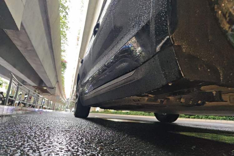 Used Hongqi E-QM5 2021 Charging Didi Edition Chassis Front Right