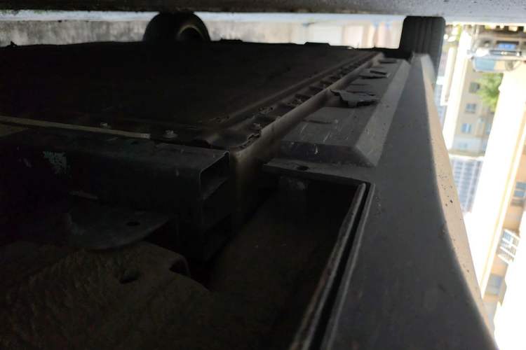 Used Hongqi E-QM5 2021 Charging Flagship Edition Chassis Front Right
