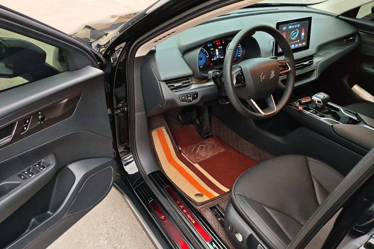 Used Hongqi E-QM5 2021 Charging Version Flagship Edition Driver Seat