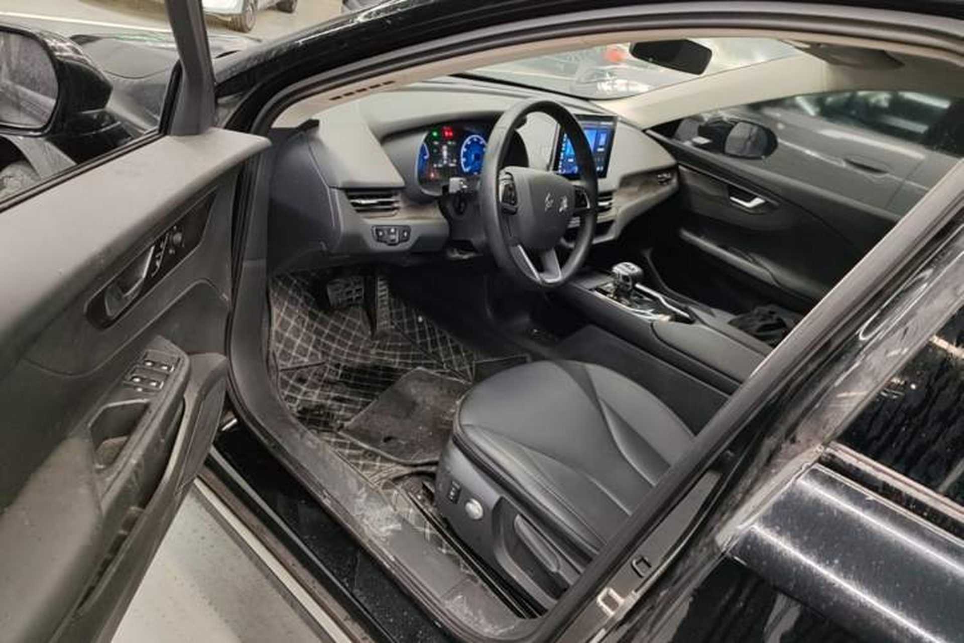 Used Hongqi E-QM5 2021 Charging Version Flagship Edition Driver Seat