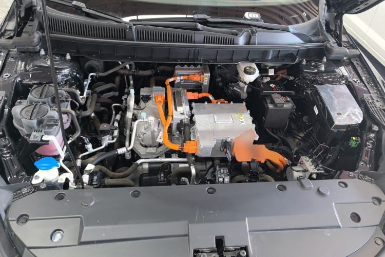 Used Hongqi E-QM5 2021 Charging Flagship Edition Engine Bay