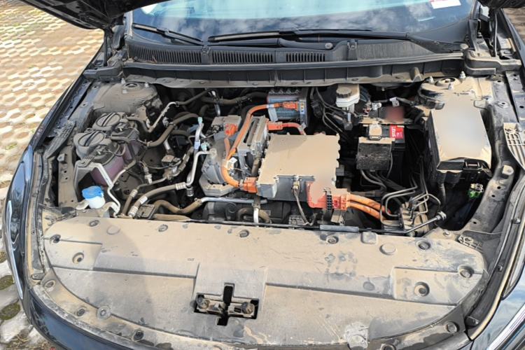Used Hongqi E-QM5 2021 Online Booking Charging Basic Edition 5 Seats Engine Bay