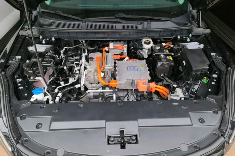 Used Hongqi E-QM5 2021 Online Booking Charging T3 Edition 4 Seats Engine Bay