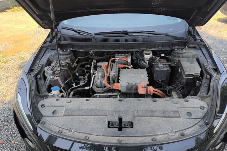 Used Hongqi E-QM5 2021 Charging T3 Version 4 Seats Engine Bay