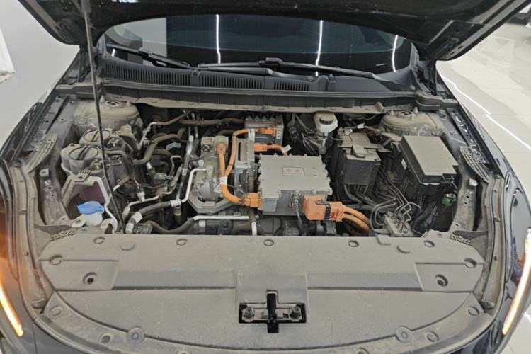 Used Hongqi E-QM5 2021 Online Booking Charging Basic Edition 5 Seats Engine Bay