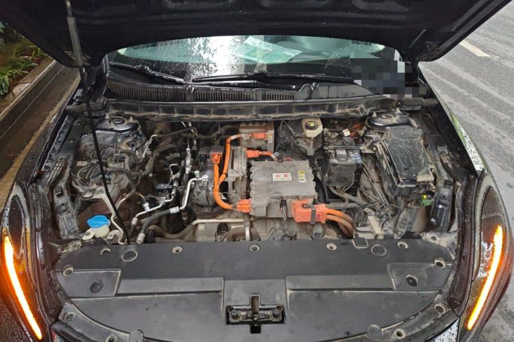 Used Hongqi E-QM5 2021 Charging Didi Edition Engine Bay