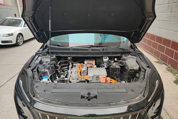 Used Hongqi E-QM5 2021 Charging Flagship Edition Engine Bay