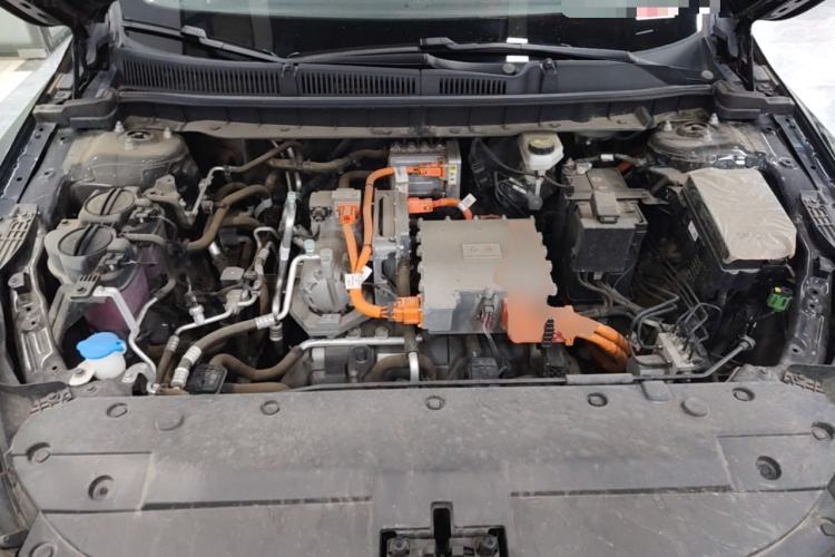 Used Hongqi E-QM5 2021 Charging Version Flagship Edition Engine Bay