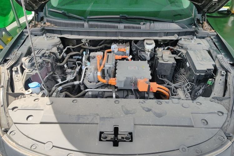 Used Hongqi E-QM5 2021 Charging Version Flagship Edition Engine Bay