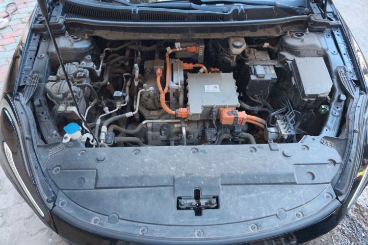 Used Hongqi E-QM5 2021 Online Booking Charging T3 Edition 4 Seats Engine Bay