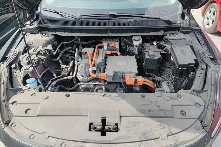 Used Hongqi E-QM5 2021 Charging Version Flagship Edition Engine Bay