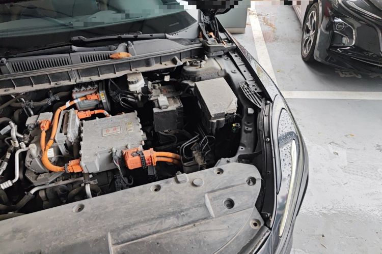 Used Hongqi E-QM5 2021 Charging T3 Version 4 Seats Engine Bay Left