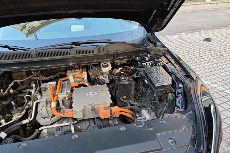Used Hongqi E-QM5 2021 Online Booking Charging Basic Edition 5 Seats Engine Bay Left