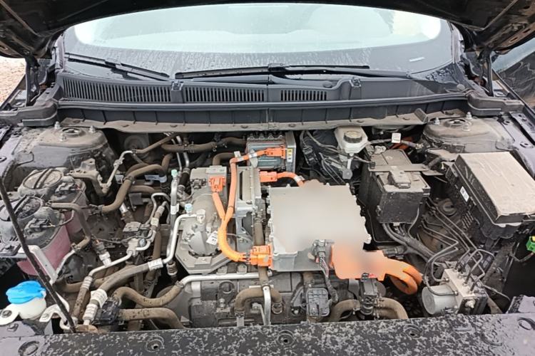Used Hongqi E-QM5 2021 Online Booking Charging Basic Edition 5 Seats Engine Bay