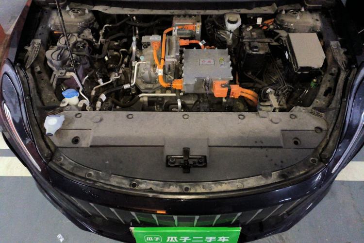 Used Hongqi E-QM5 2021 Online Booking Charging Basic Edition 5 Seats Engine Bay