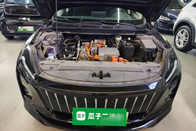 Used Hongqi E-QM5 2021 Charging T3 Version 4 Seats Engine Bay