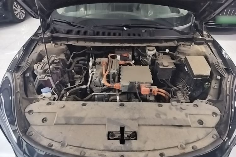 Used Hongqi E-QM5 2021 Charging Version Flagship Edition Engine Bay
