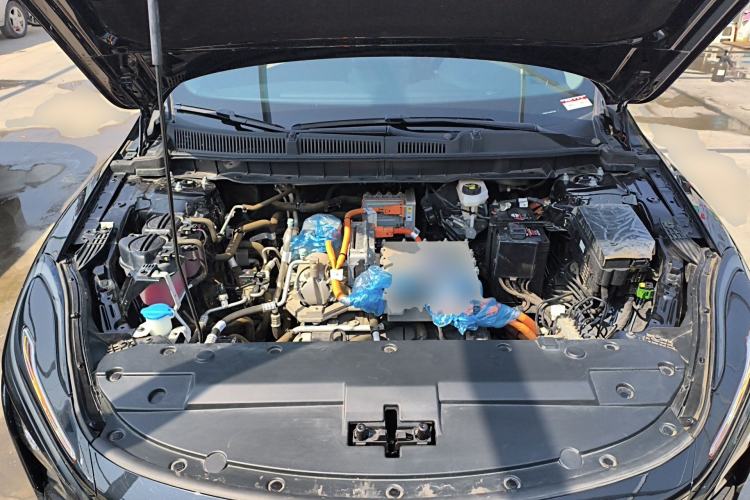 Used Hongqi E-QM5 2021 Online Booking Charging Basic Edition 5 Seats Engine Bay