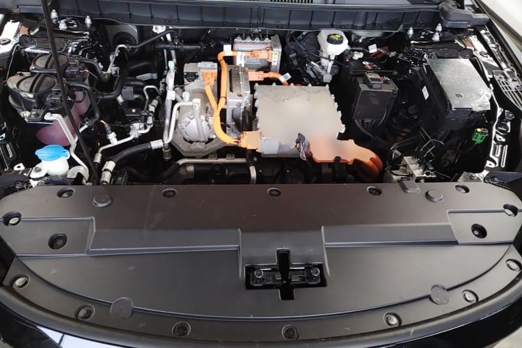 Used Hongqi E-QM5 2021 Charging Version Flagship Edition Engine Bay