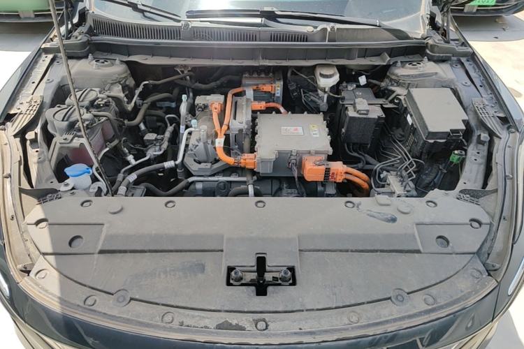 Used Hongqi E-QM5 2021 Charging Version Flagship Edition Engine Bay